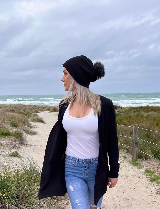 EBAS430 BUTTON &amp; POCKET CARDIGAN