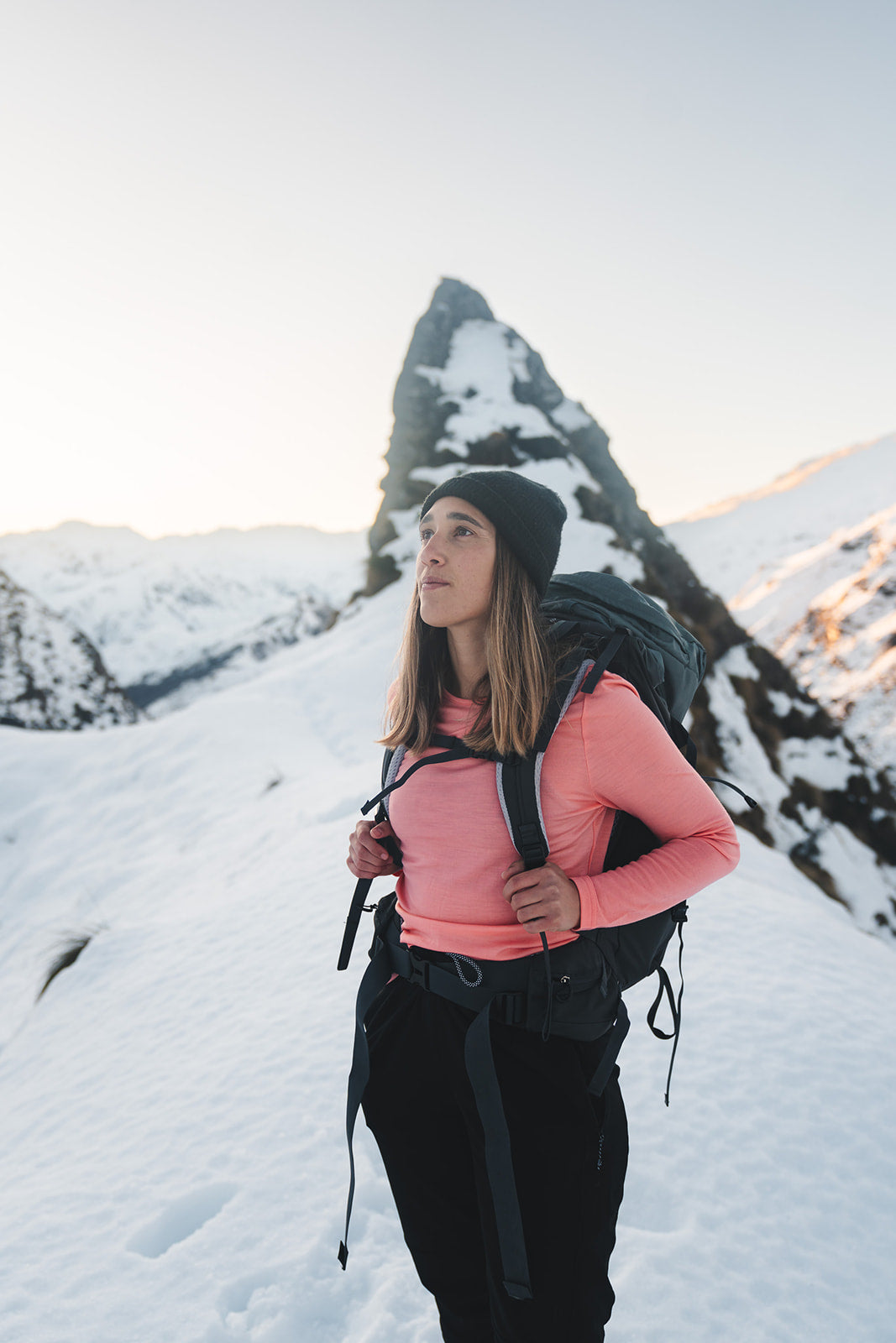 EBAS553.COLOUR.I-O SELF TRIM ROUND NECK MERINO